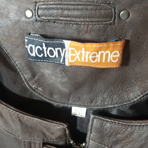 Plus size Leather Bomber Jacket - Picture 12 of 12